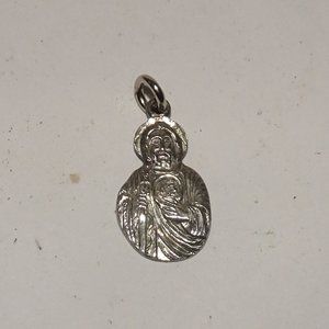 Vtg. Chapel Sterling Jesus Sacred Heart Pendant